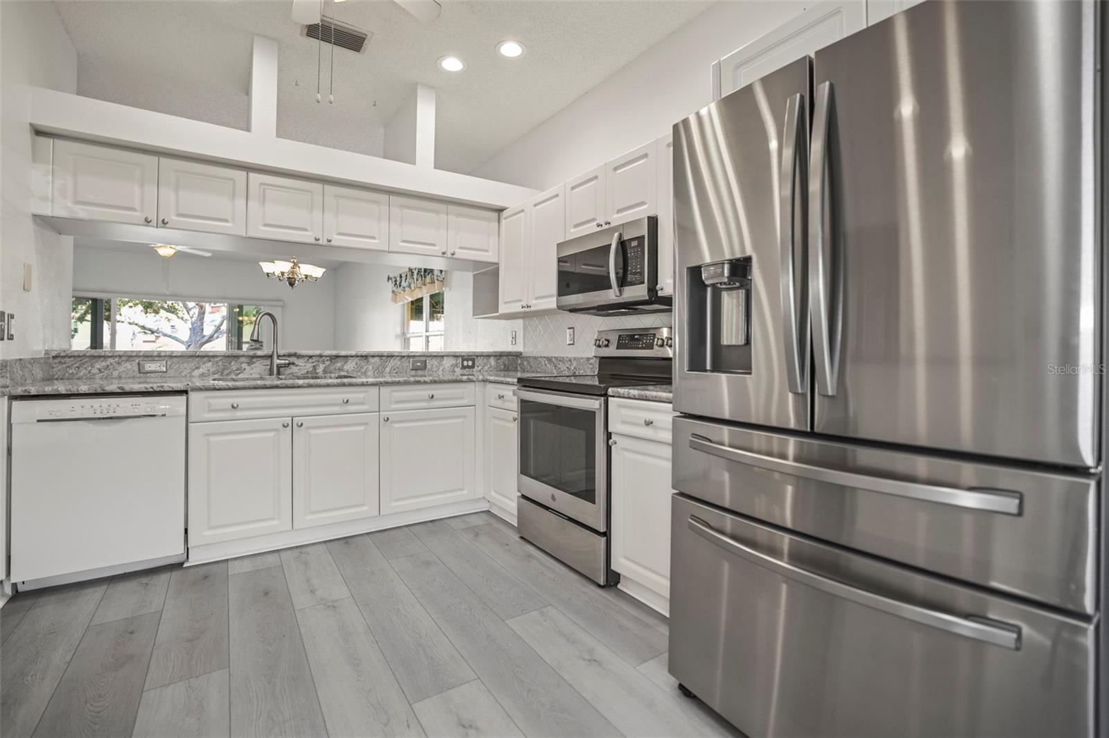 SHORES OF LONG BAYOU CONDO - Residential