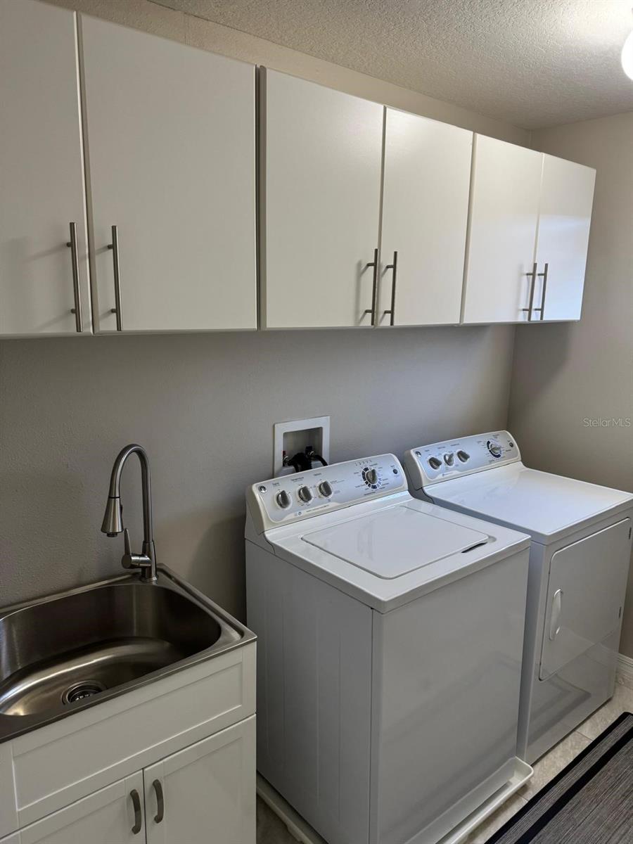 VILLAGES/WESMERE N - Residential Lease