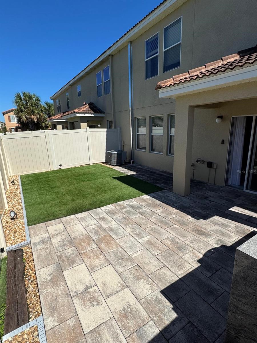 VILLAGES/WESMERE N - Residential Lease