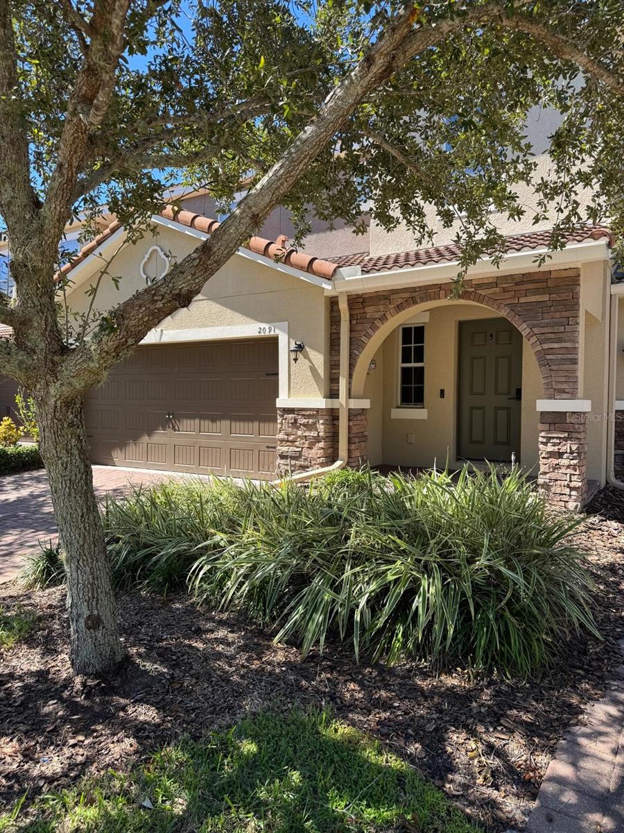 VILLAGES/WESMERE N - Residential Lease