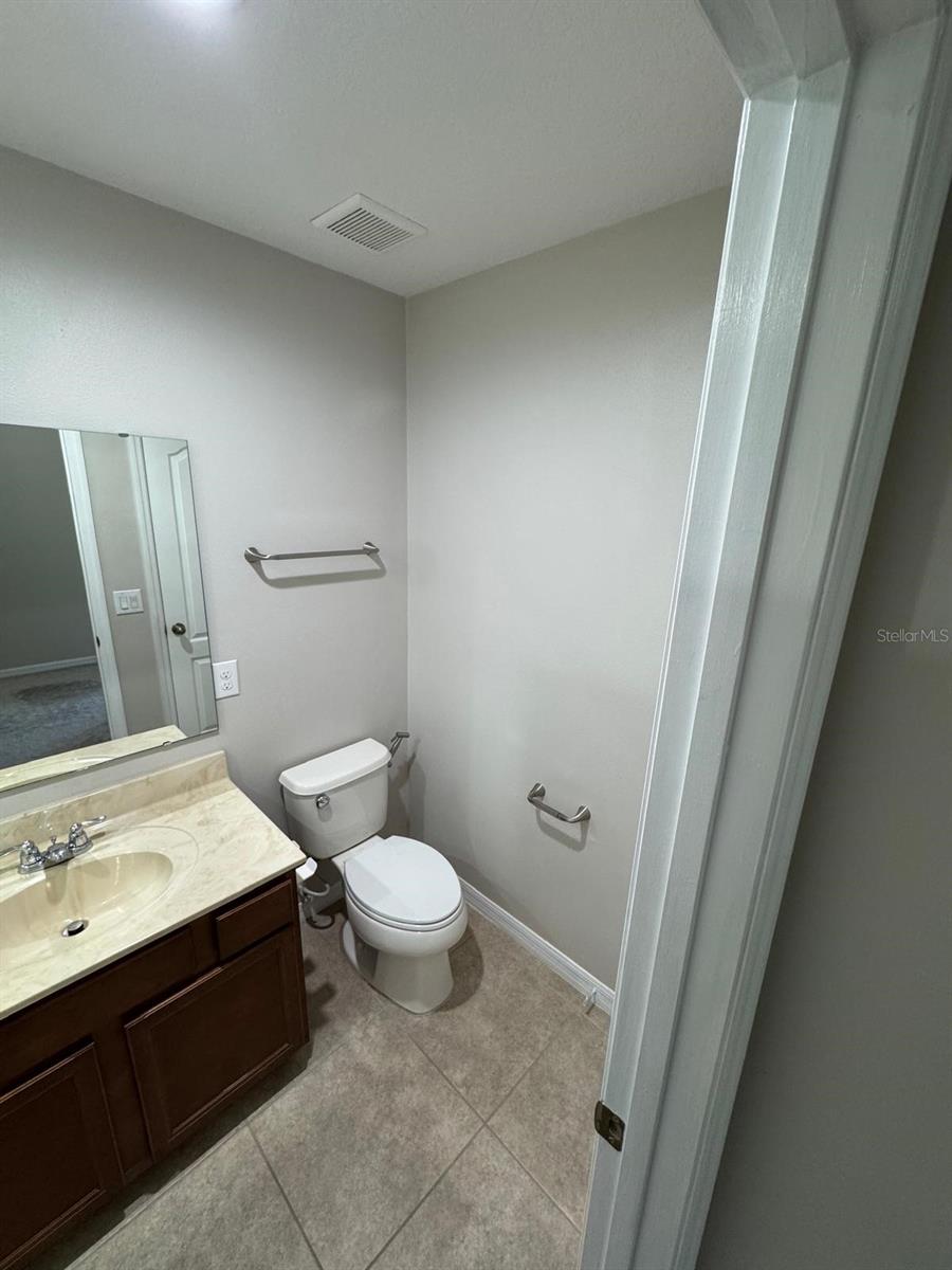 VILLAGES/WESMERE N - Residential Lease