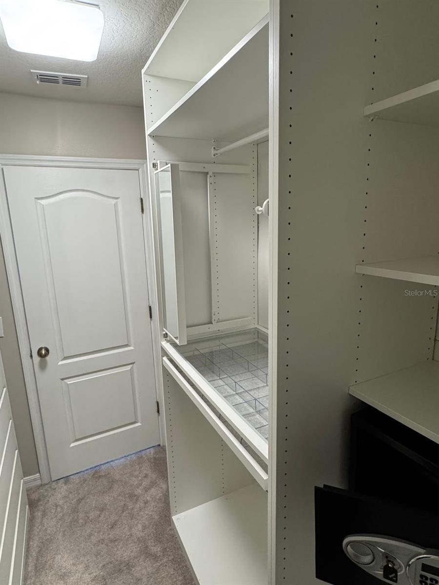 VILLAGES/WESMERE N - Residential Lease