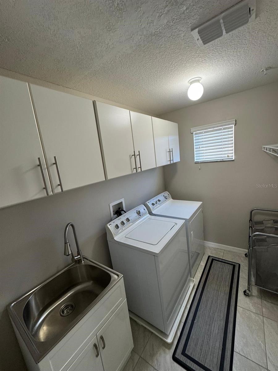 VILLAGES/WESMERE N - Residential Lease