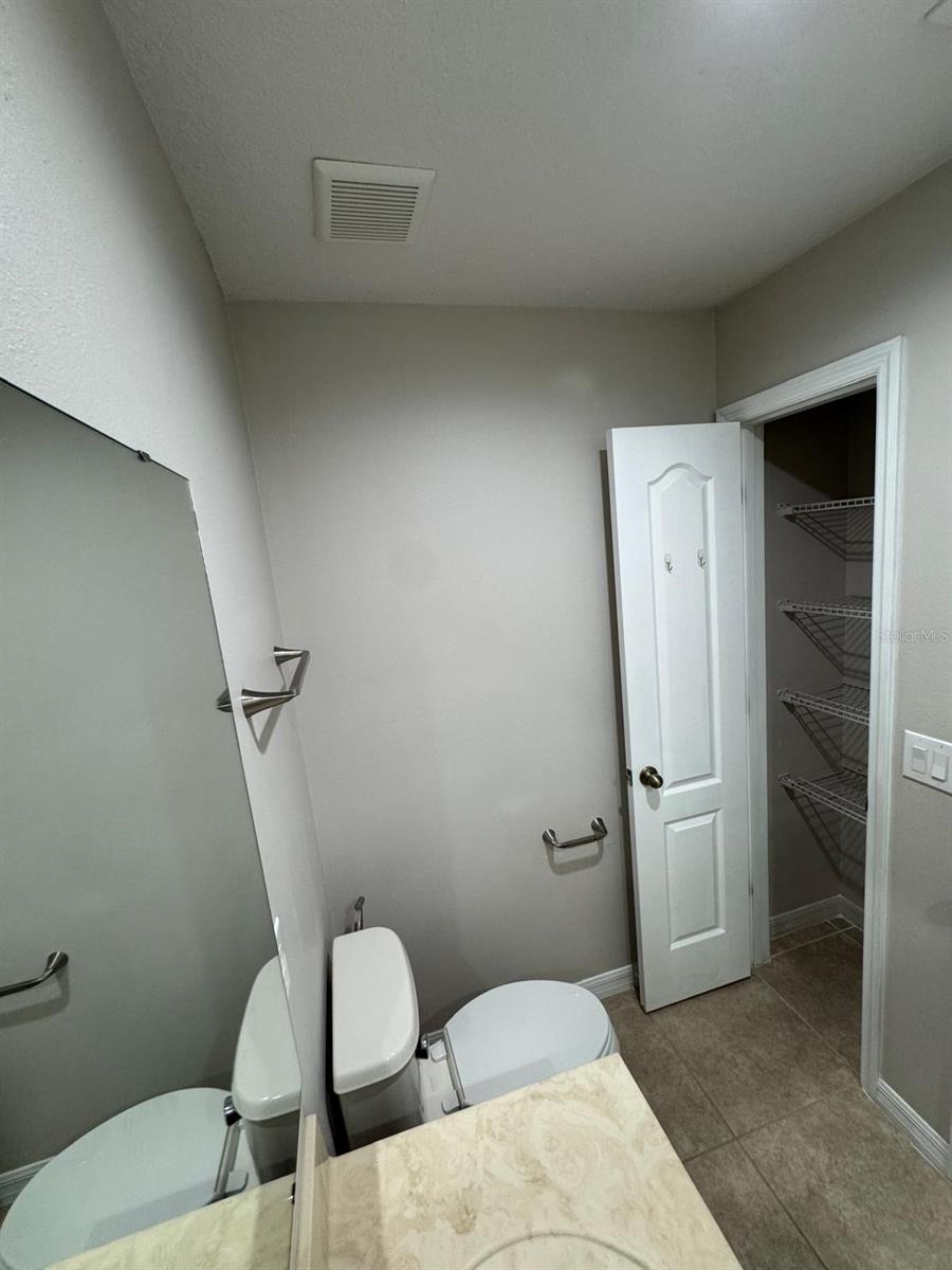 VILLAGES/WESMERE N - Residential Lease