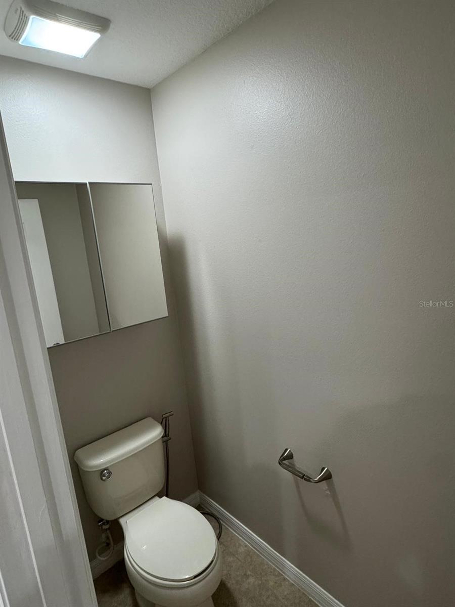 VILLAGES/WESMERE N - Residential Lease