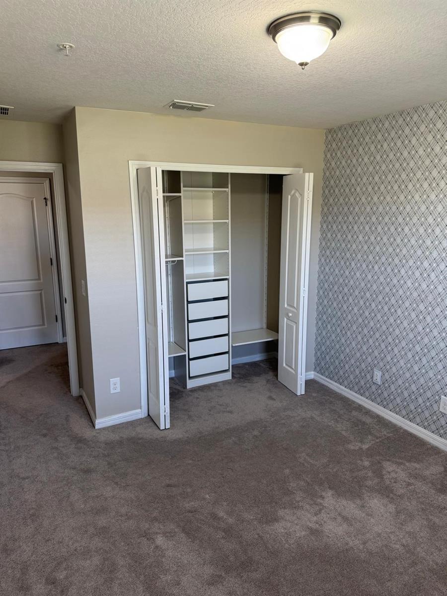 VILLAGES/WESMERE N - Residential Lease