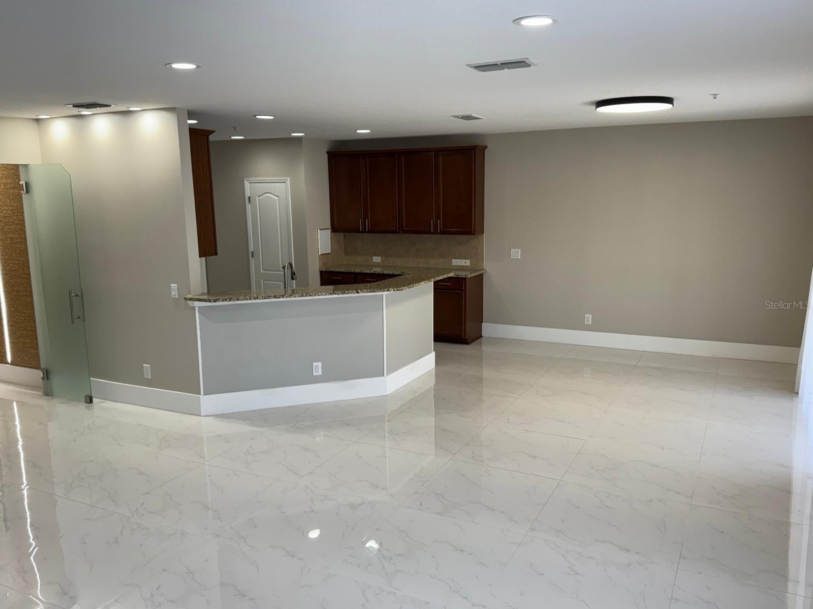 VILLAGES/WESMERE N - Residential Lease