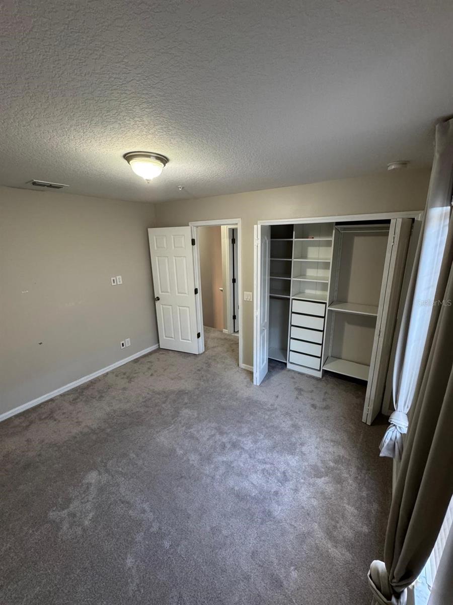 VILLAGES/WESMERE N - Residential Lease