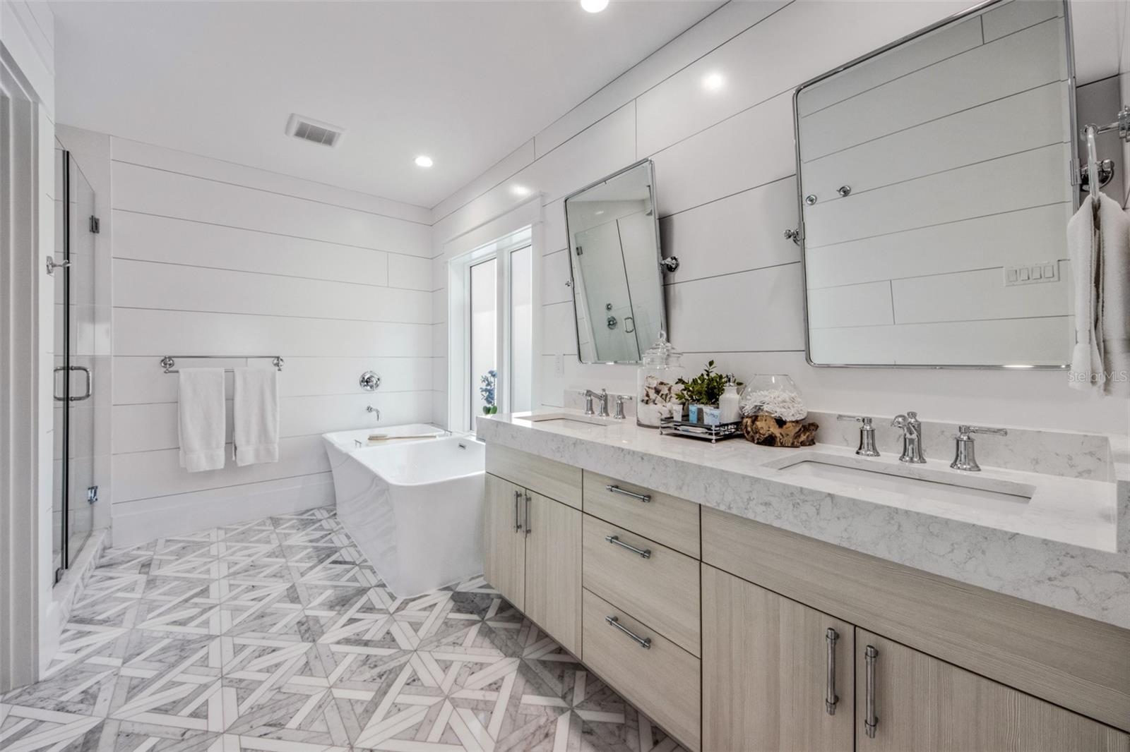 SHORE ACRES - Residential