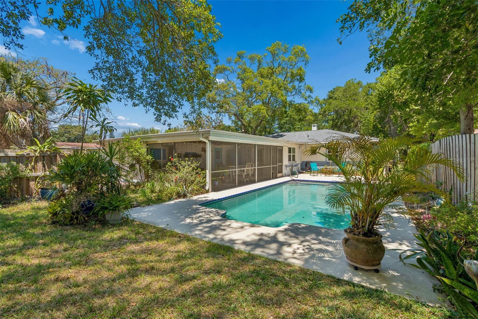 PASADENA ESTATES SEC C - Residential