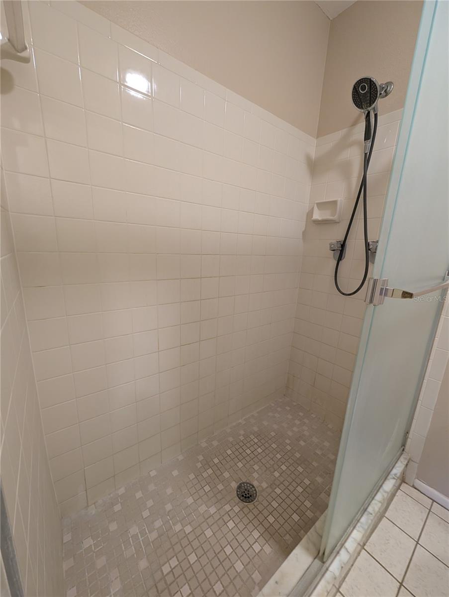 PARKSIDE VILLAS - Residential