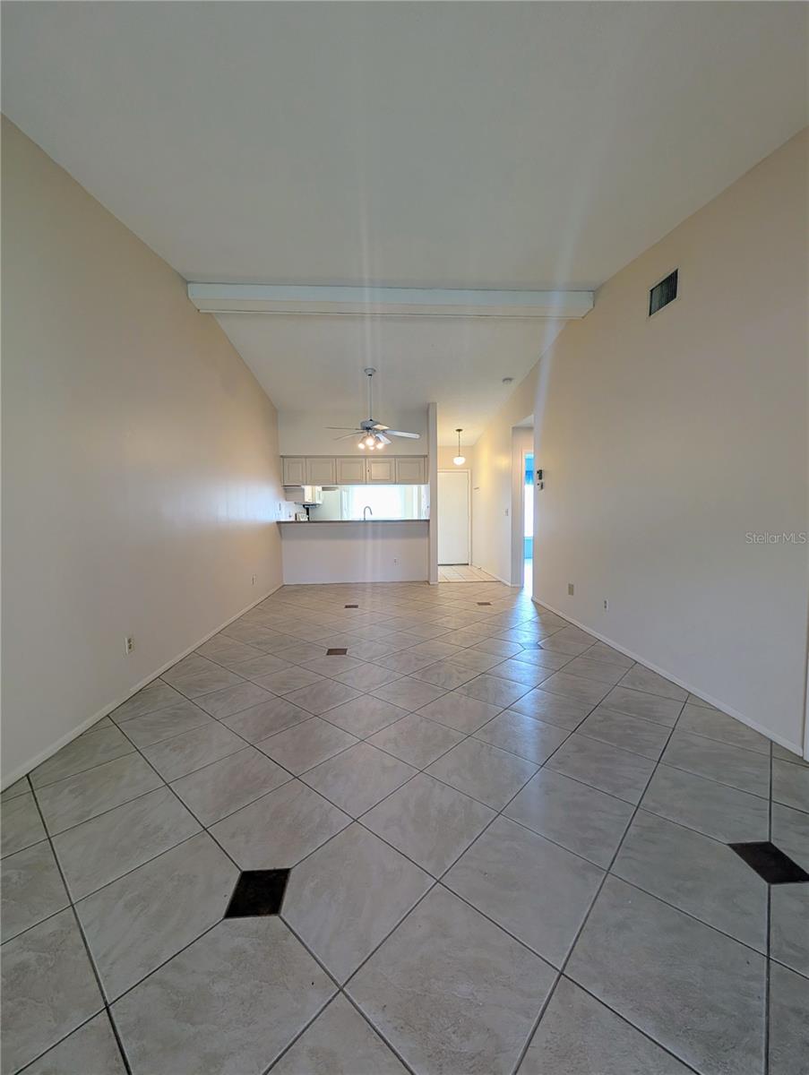 PARKSIDE VILLAS - Residential