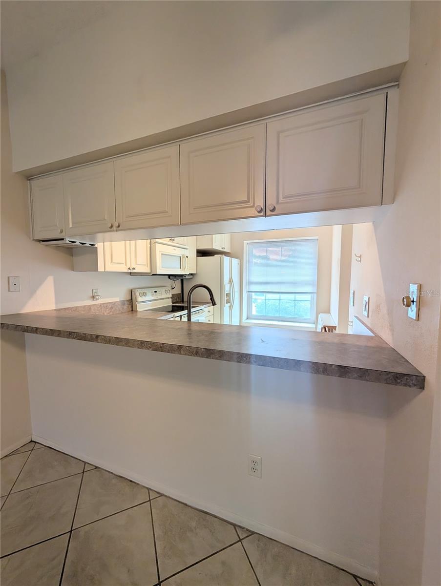 PARKSIDE VILLAS - Residential