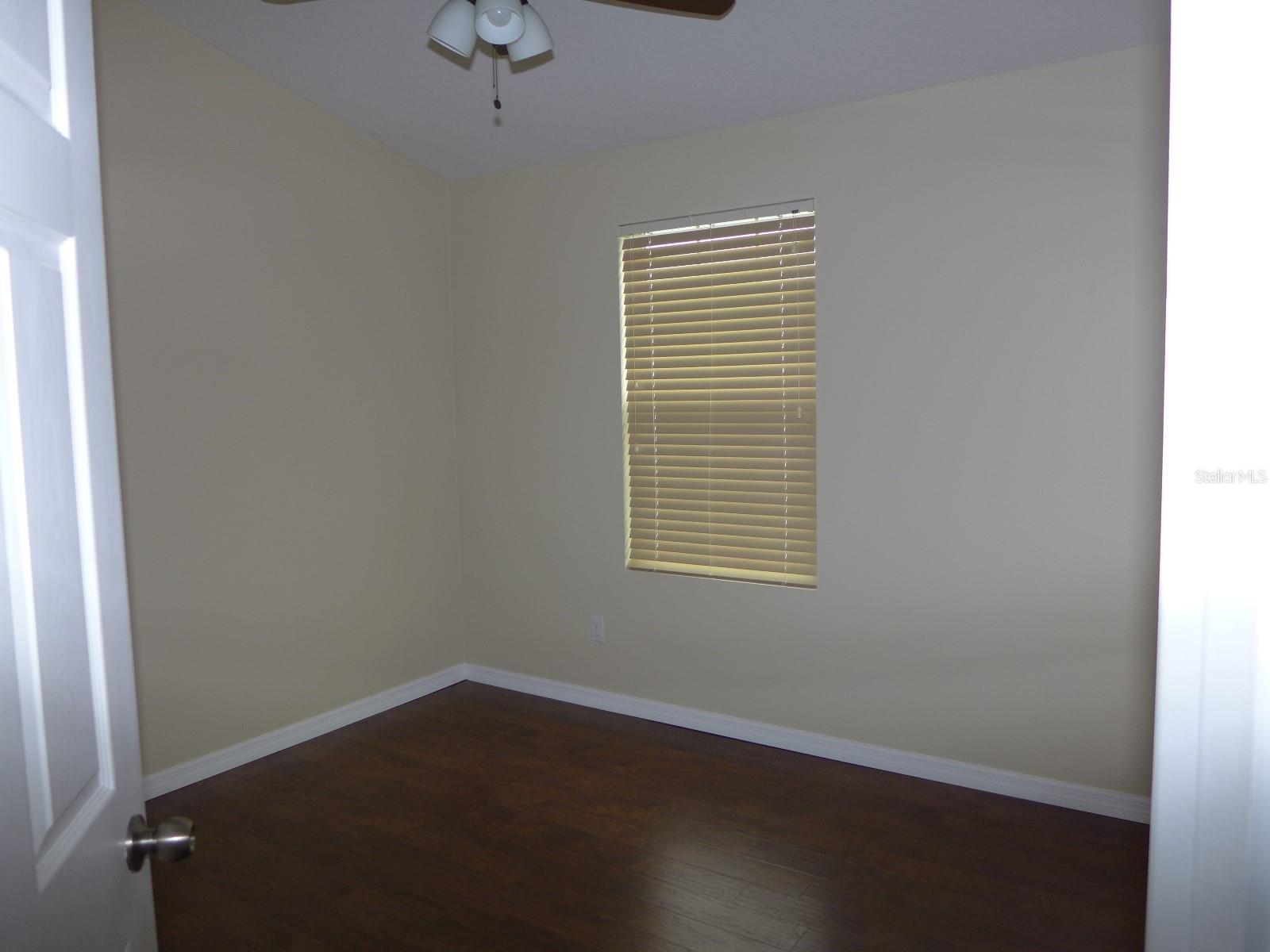 GROVELAND WATERSIDE POINTE PH 01 - Residential Lease