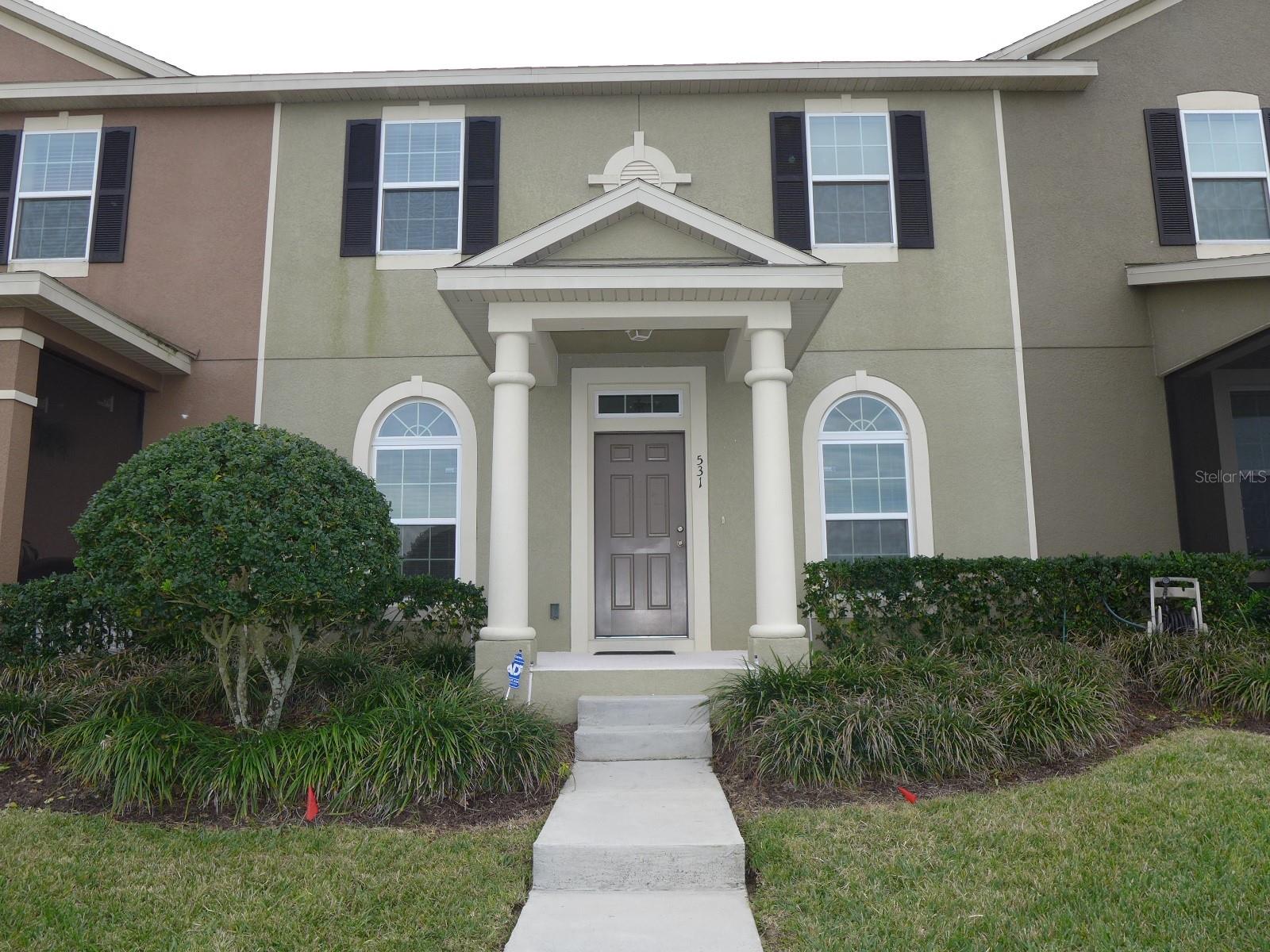 GROVELAND WATERSIDE POINTE PH 01 - Residential Lease