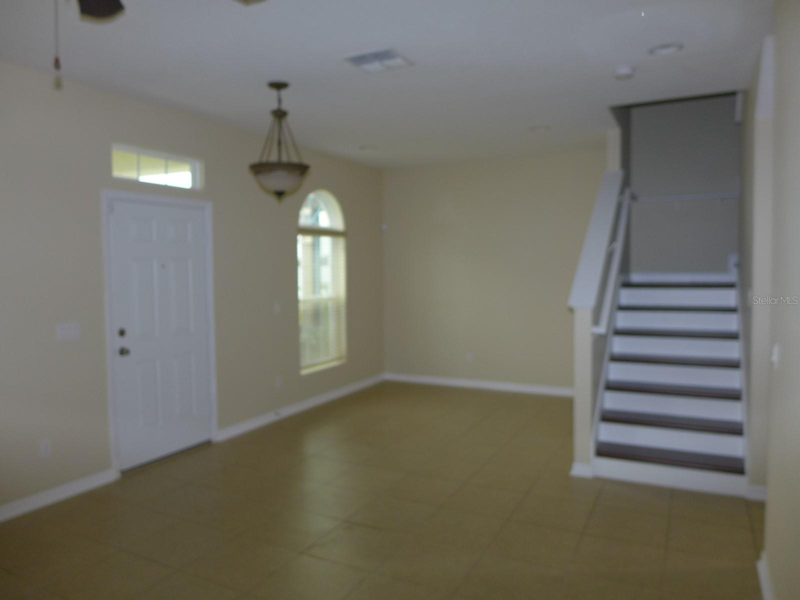 GROVELAND WATERSIDE POINTE PH 01 - Residential Lease