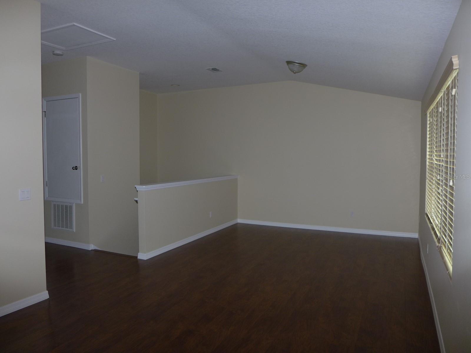 GROVELAND WATERSIDE POINTE PH 01 - Residential Lease