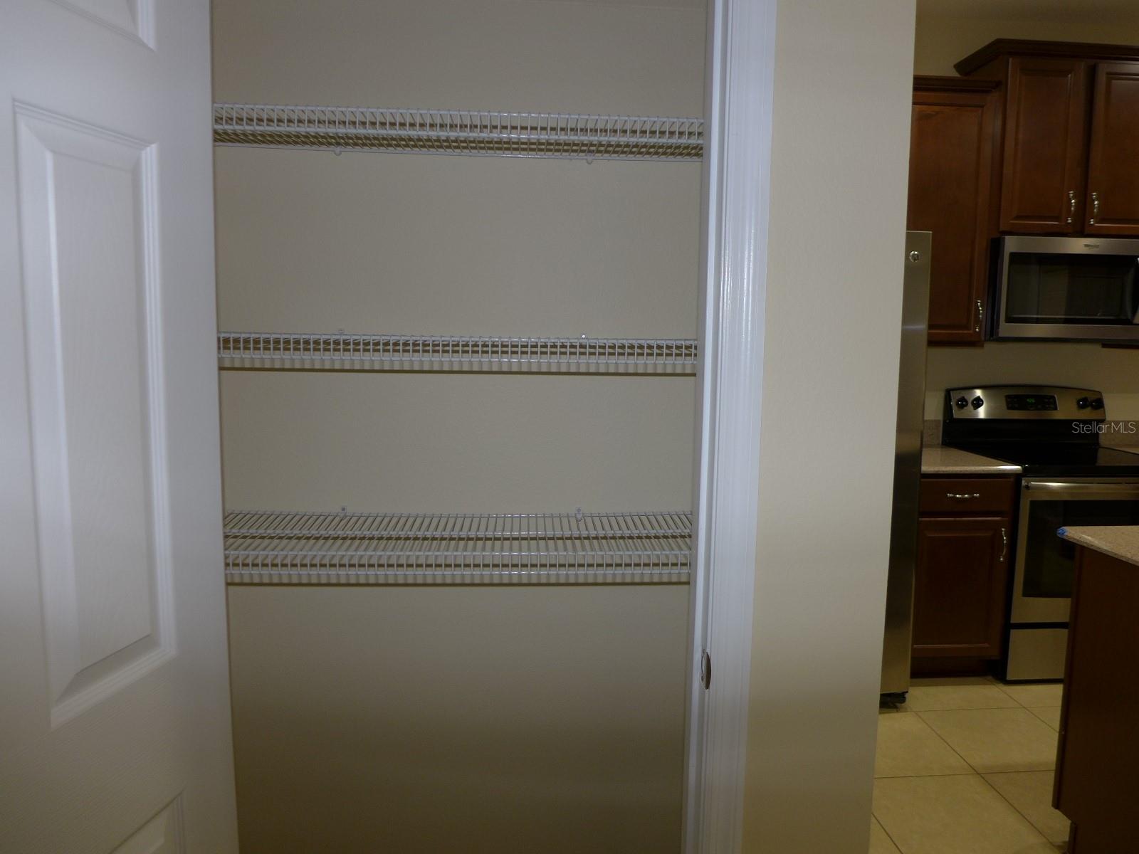 GROVELAND WATERSIDE POINTE PH 01 - Residential Lease