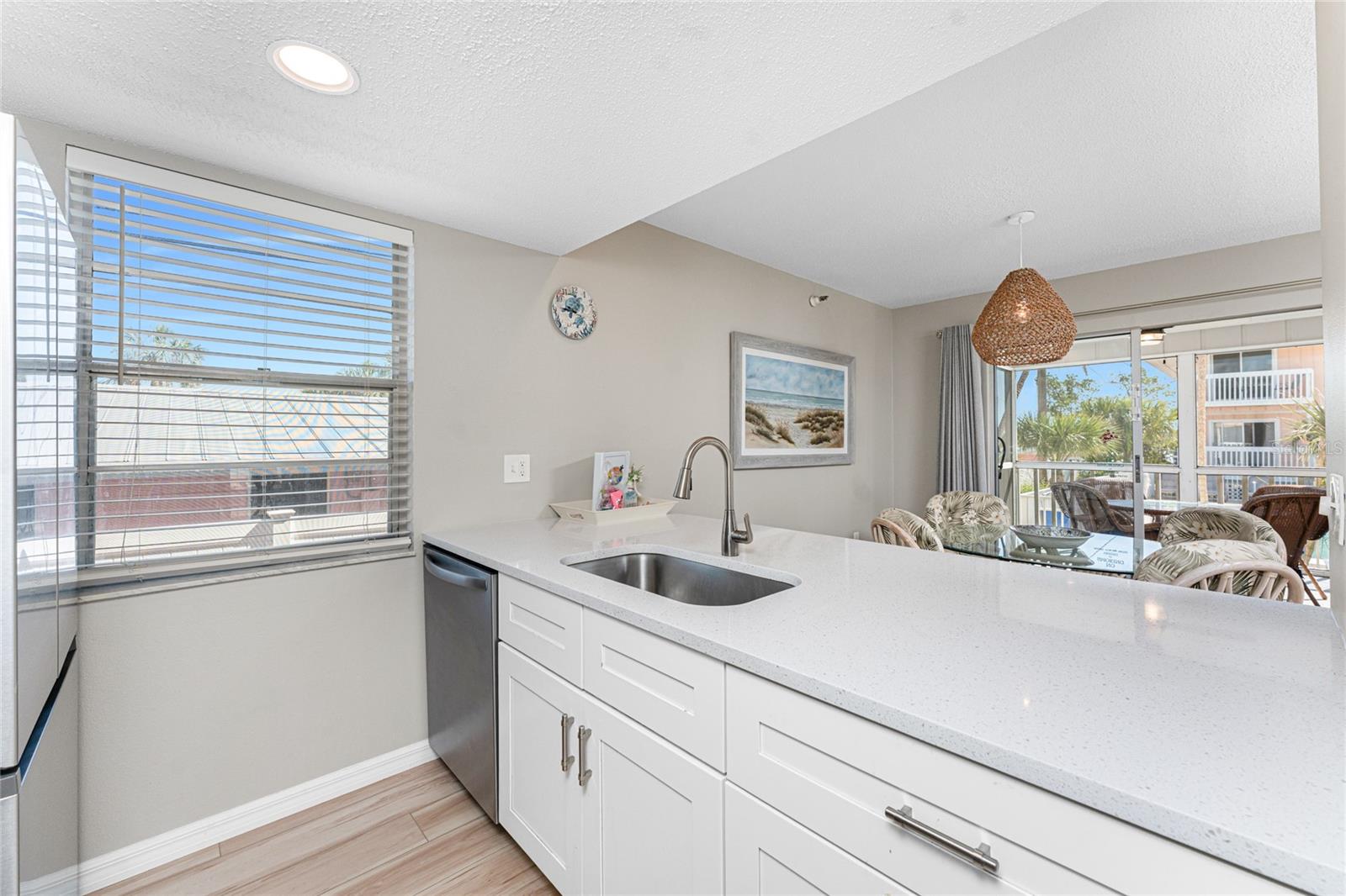 DEVINES TURTLE BAY - Residential Lease