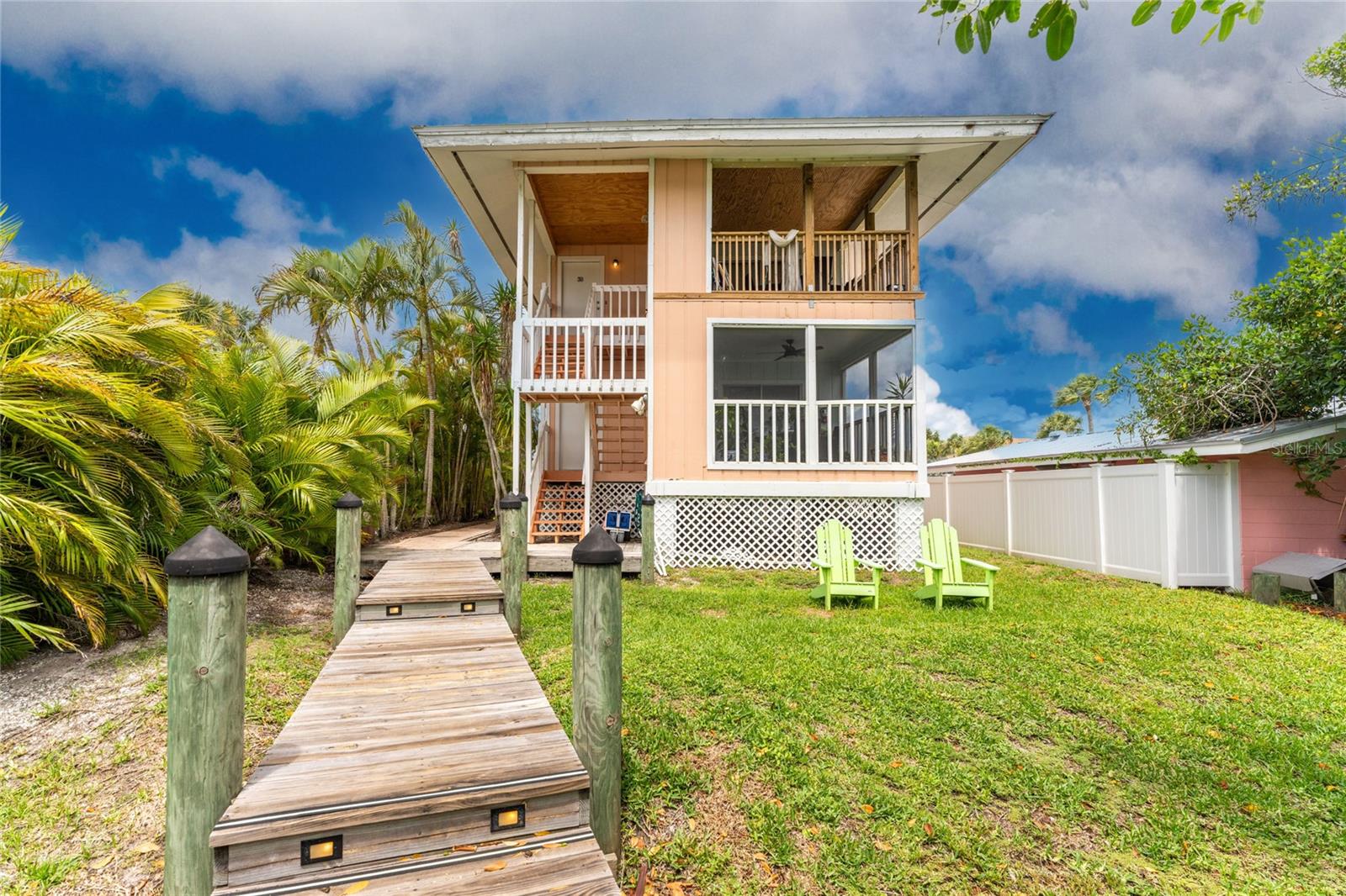 DEVINES TURTLE BAY - Residential Lease