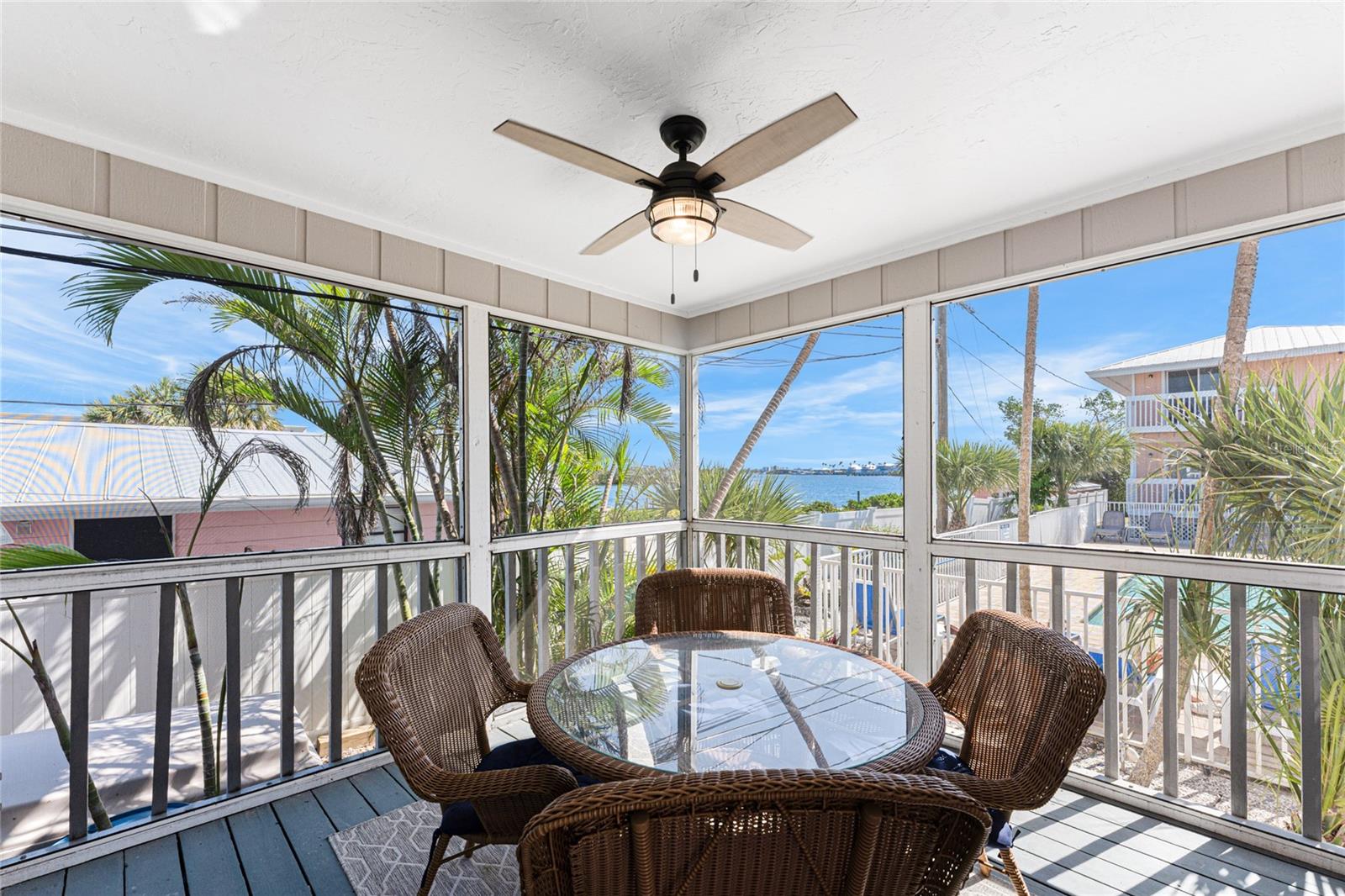 DEVINES TURTLE BAY - Residential Lease