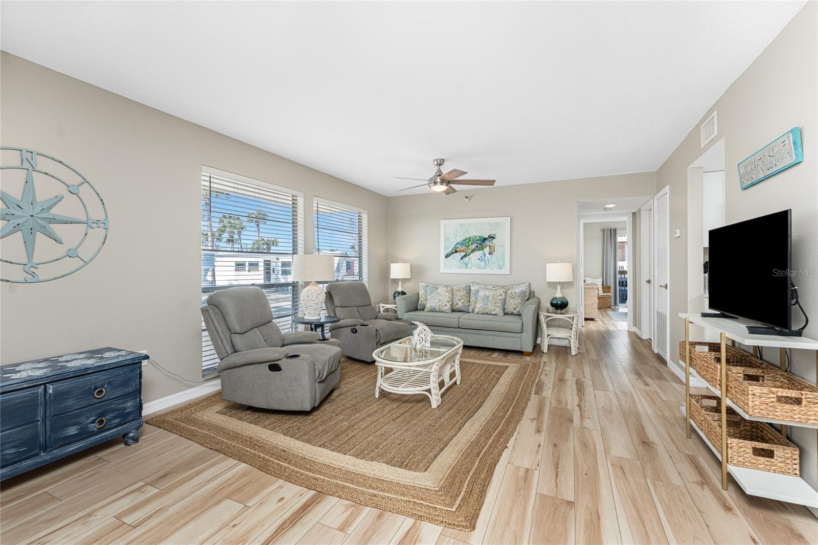 DEVINES TURTLE BAY - Residential Lease