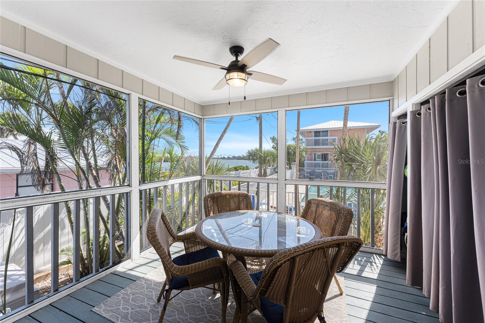 DEVINES TURTLE BAY - Residential Lease
