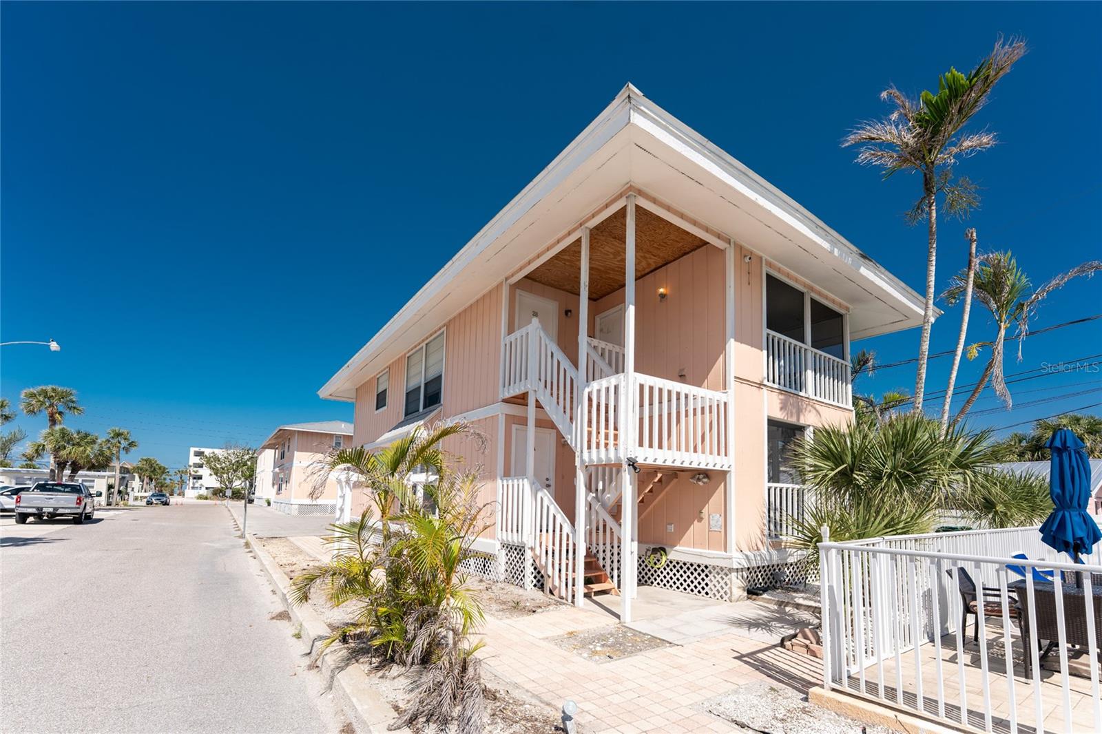 DEVINES TURTLE BAY - Residential Lease
