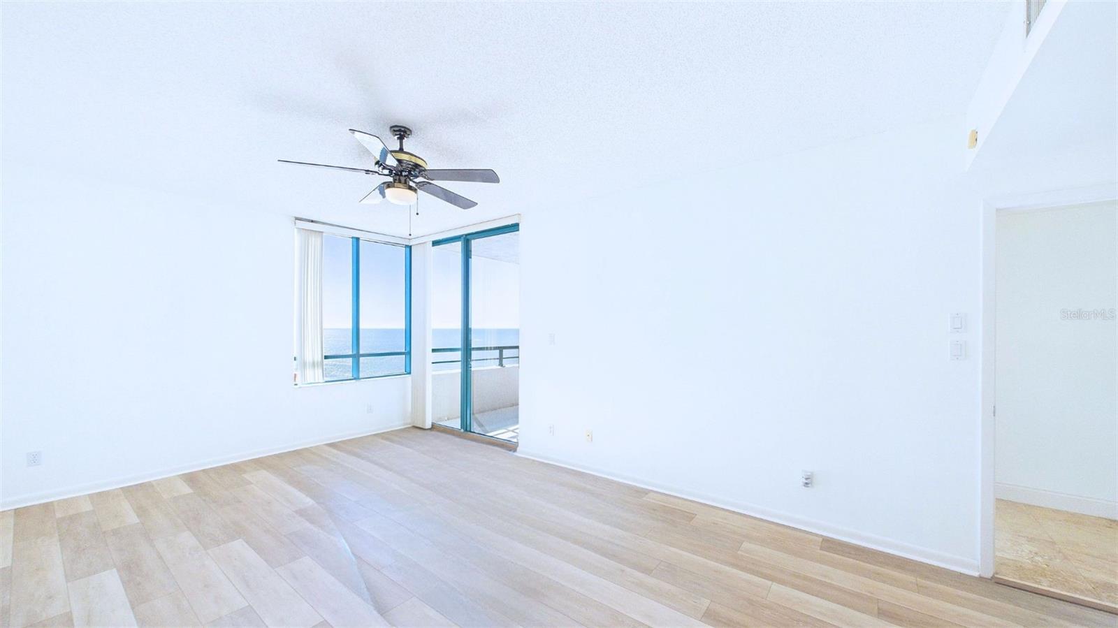 ULTIMAR ONE CONDO - Residential