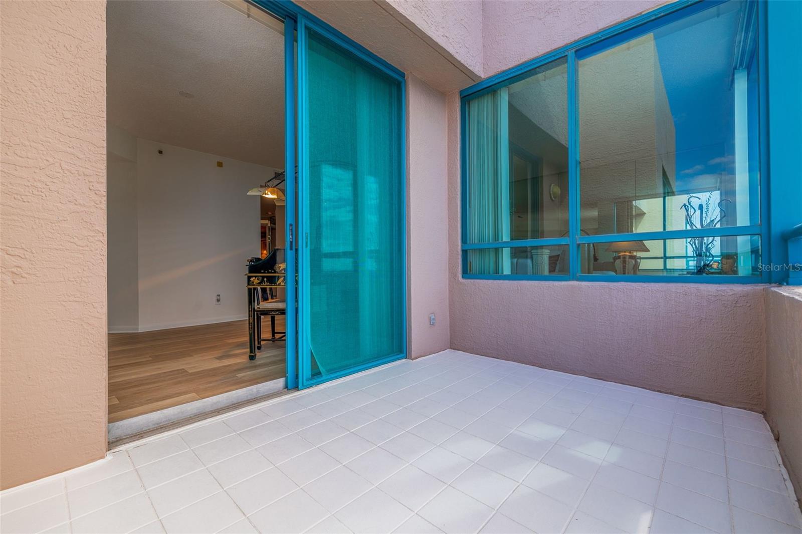 ULTIMAR ONE CONDO - Residential