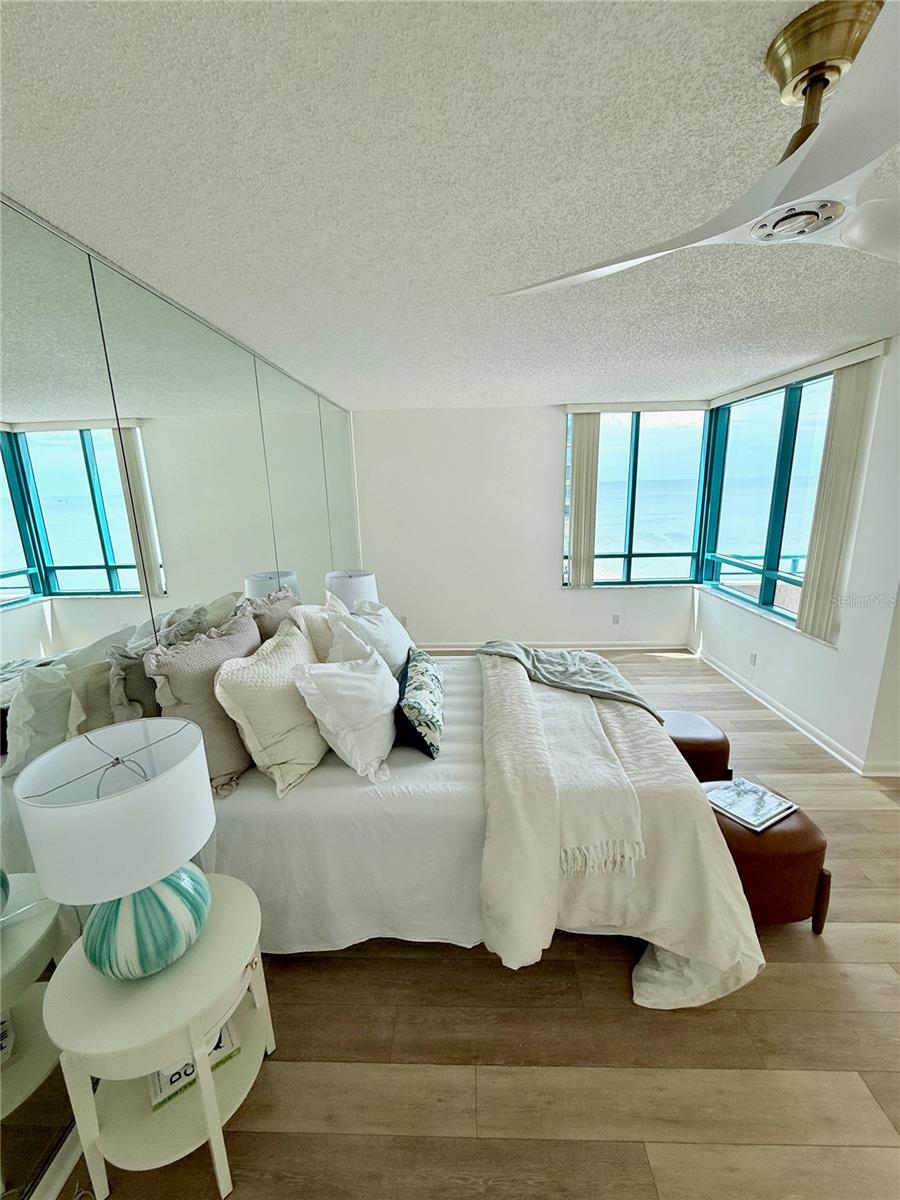 ULTIMAR ONE CONDO - Residential