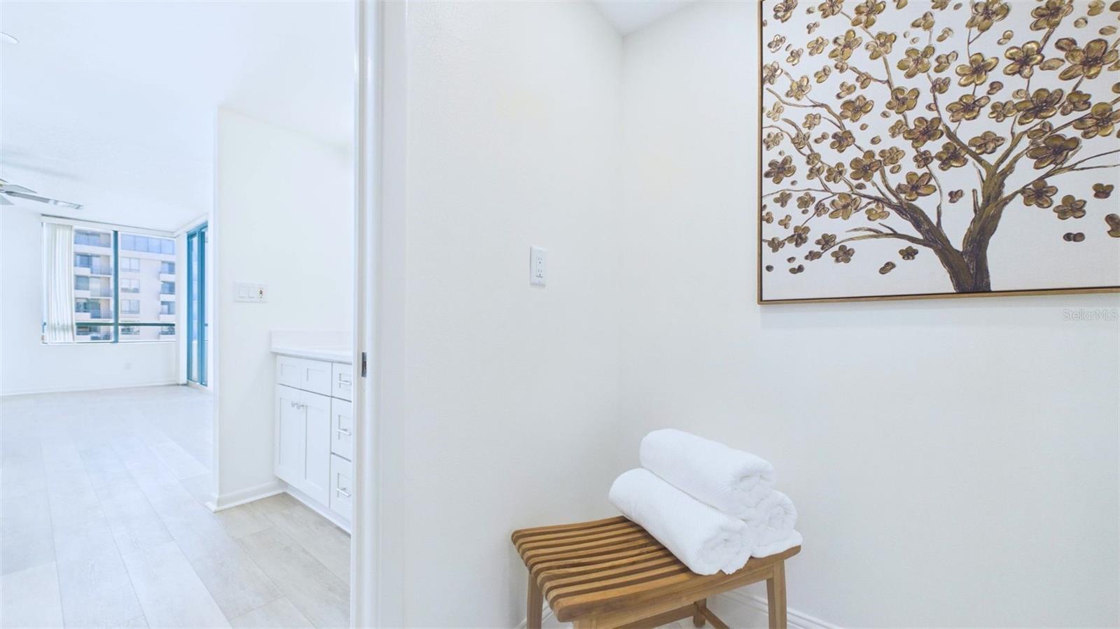 ULTIMAR ONE CONDO - Residential