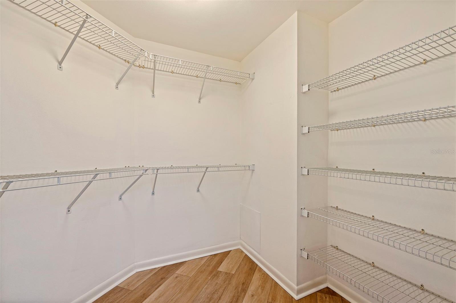 ULTIMAR ONE CONDO - Residential