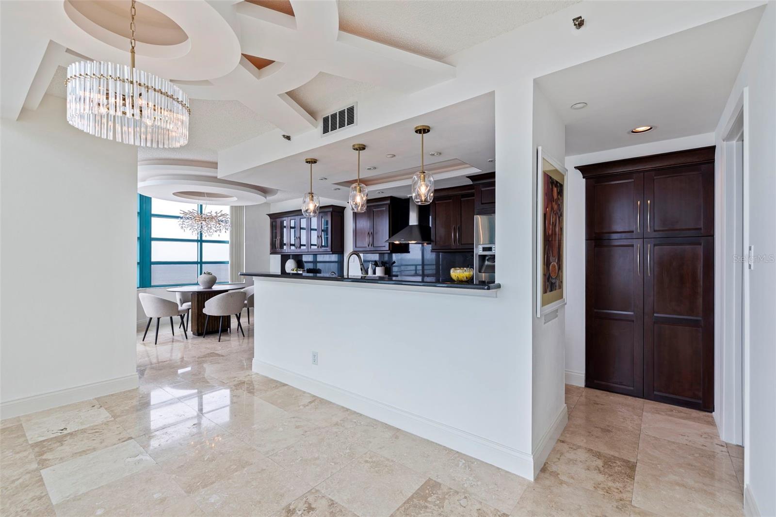 ULTIMAR ONE CONDO - Residential