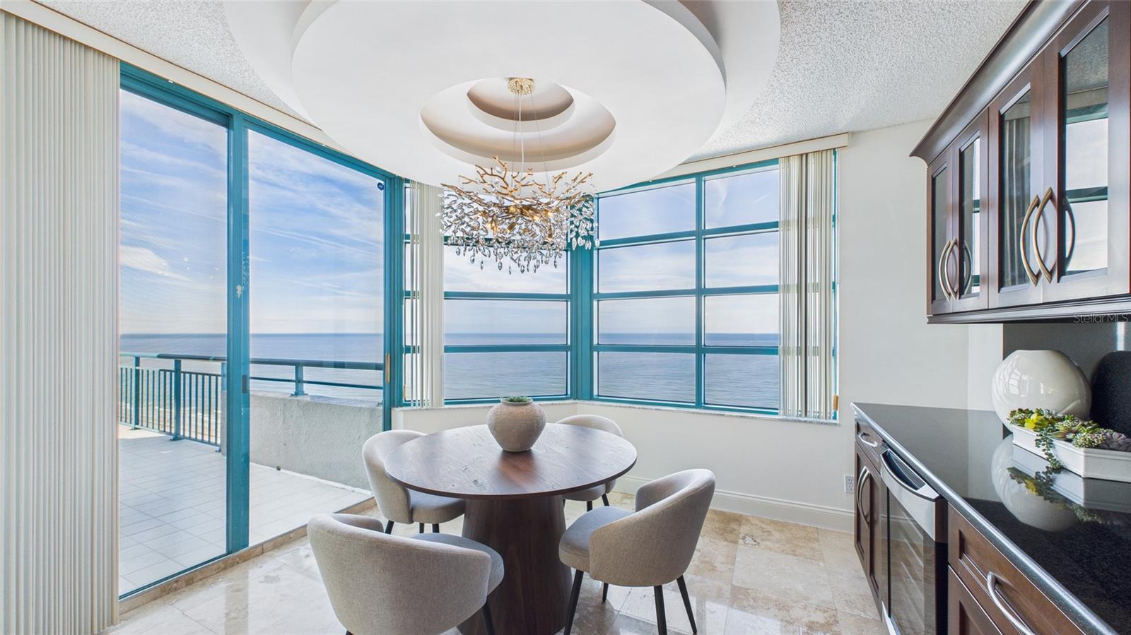 ULTIMAR ONE CONDO - Residential