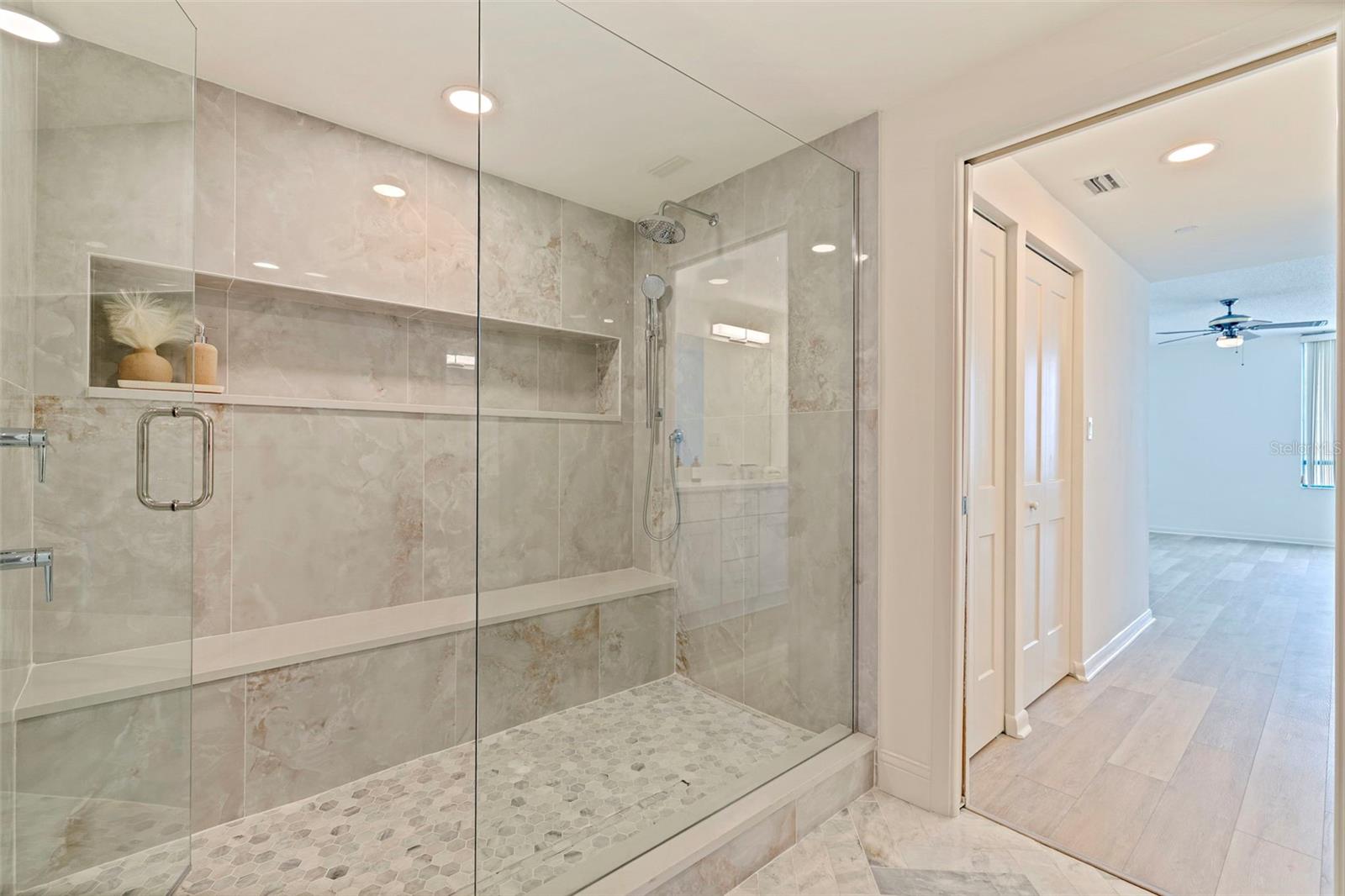 ULTIMAR ONE CONDO - Residential