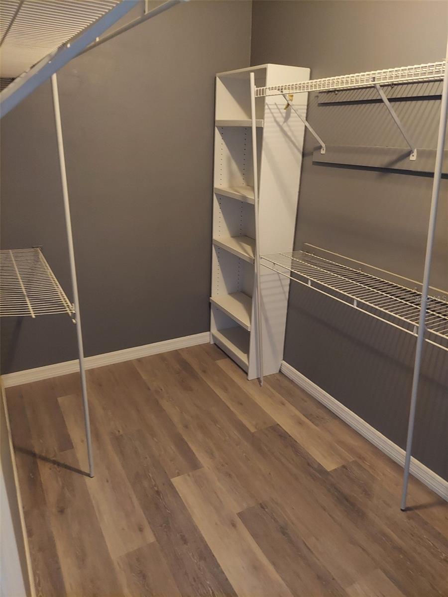 REMINGTON PH 1 TR D - Residential Lease