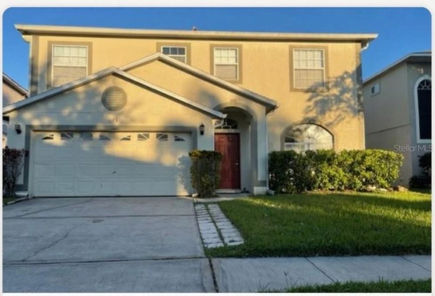 Welcome to 113 Harwood Circle, a charming 4-bedroom, 2-bathroom single-family home located in the heart of Kissimmee, FL. This meticulously maintained property offers a perfect blend of comfort, style, and convenience. As you approach the home, you are greeted by lush landscaping and a well-manicured lawn that exudes curb appeal. The inviting front porch sets the tone for the warm and welcoming atmosphere that awaits inside. Step through the front door into a spacious and light-filled living area, featuring high ceilings, neutral tones, and modern finishes throughout. The open-concept layout seamlessly connects the living room to the dining area and kitchen, creating the perfect space for entertaining house members and friends. The kitchen is a chef's dream, boasting stainless steel appliances, granite countertops, ample cabinet space, and a breakfast bar for casual dining. The master suite is a true retreat, offering a tranquil oasis with a walk-in closet and a luxurious en-suite bathroom complete with a dual vanity, soaking tub, and a separate shower. The three additional bedrooms are generously sized and share a well-appointed full bathroom. Sliding glass doors off the dining area lead to the covered patio and backyard, providing the ideal setting for outdoor gatherings and al fresco