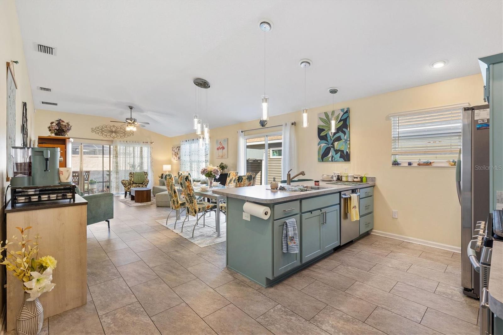 SOUTHERN OAKS TAYLOR VILLAS - Residential