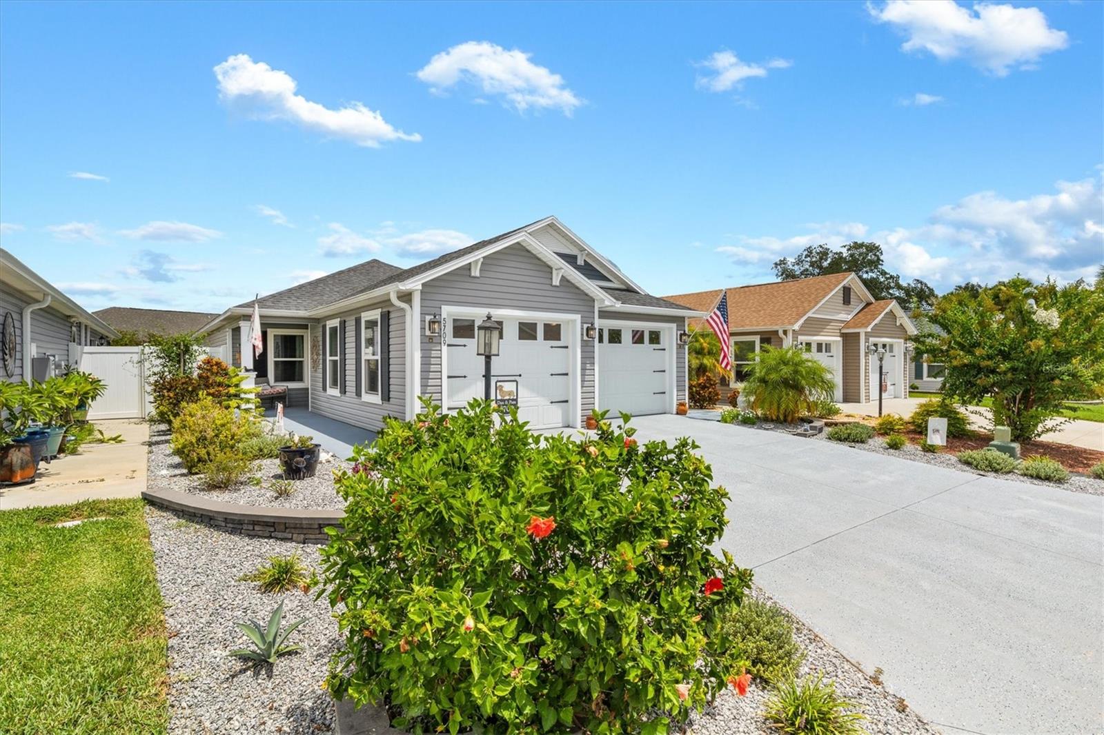 SOUTHERN OAKS TAYLOR VILLAS - Residential