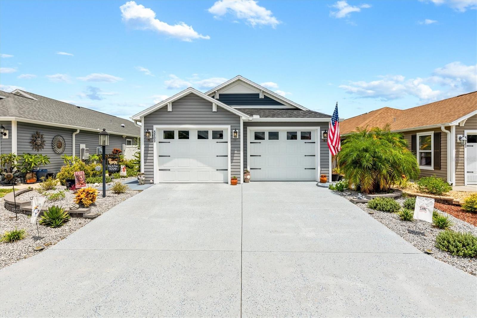 SOUTHERN OAKS TAYLOR VILLAS - Residential