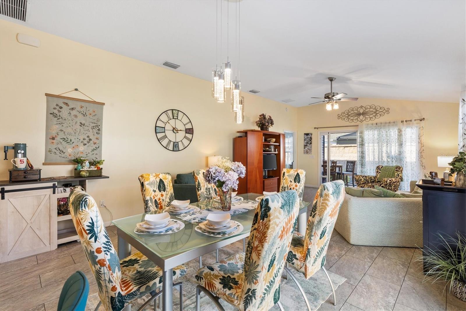 SOUTHERN OAKS TAYLOR VILLAS - Residential