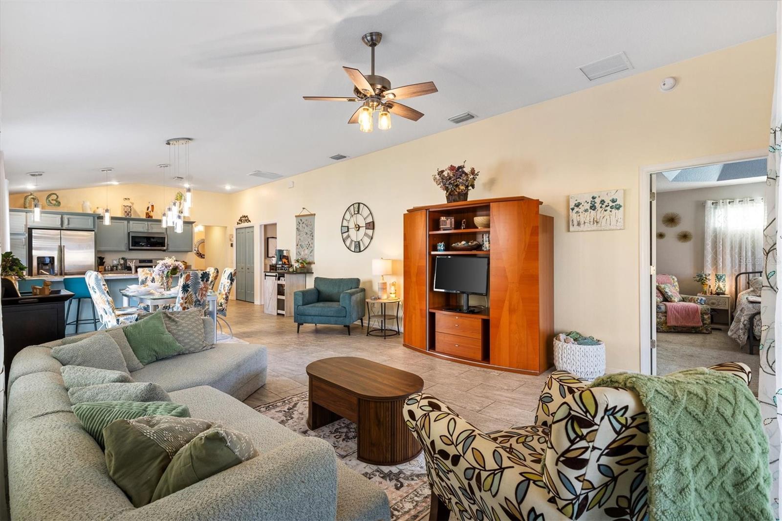 SOUTHERN OAKS TAYLOR VILLAS - Residential