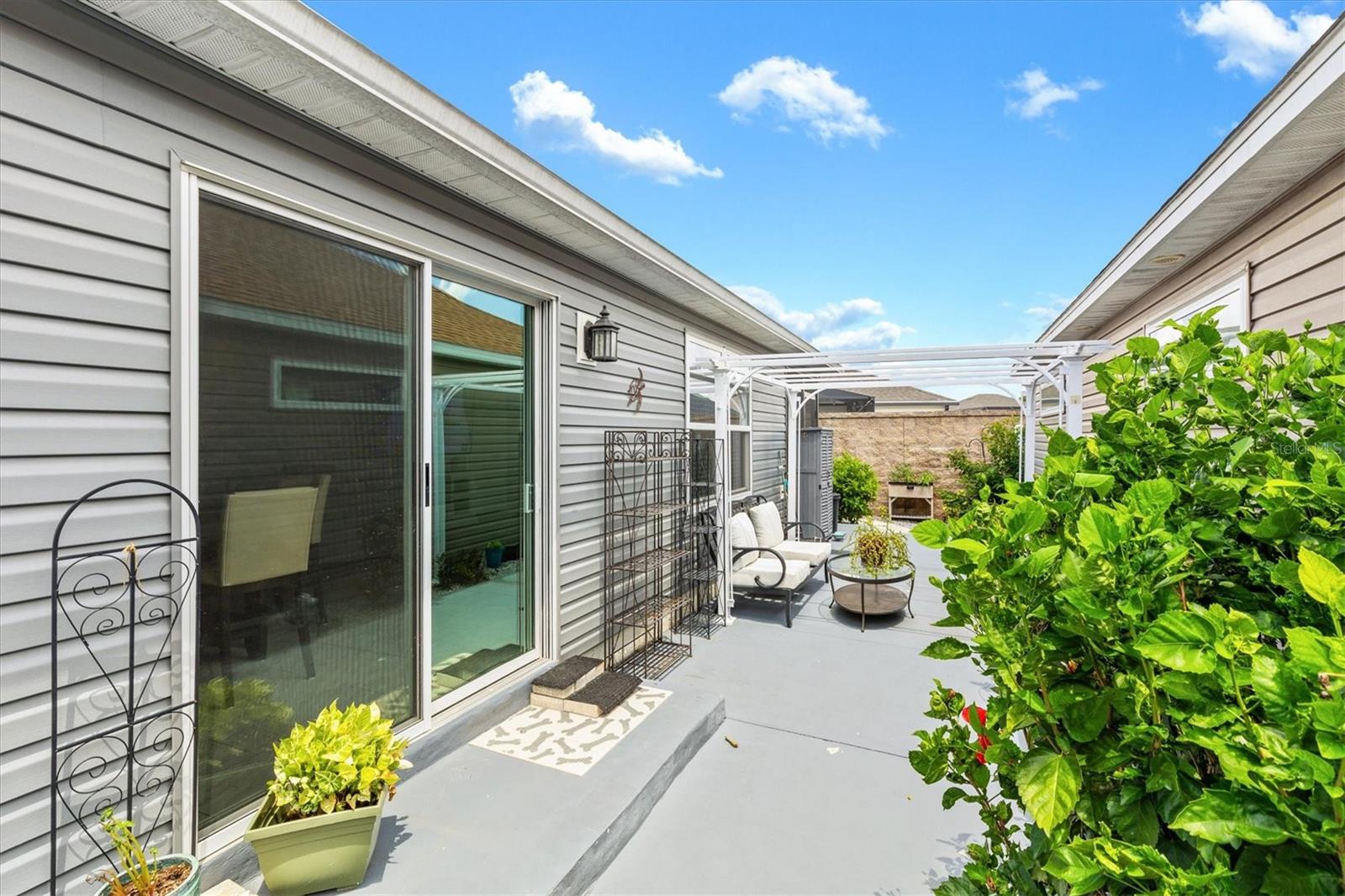 SOUTHERN OAKS TAYLOR VILLAS - Residential