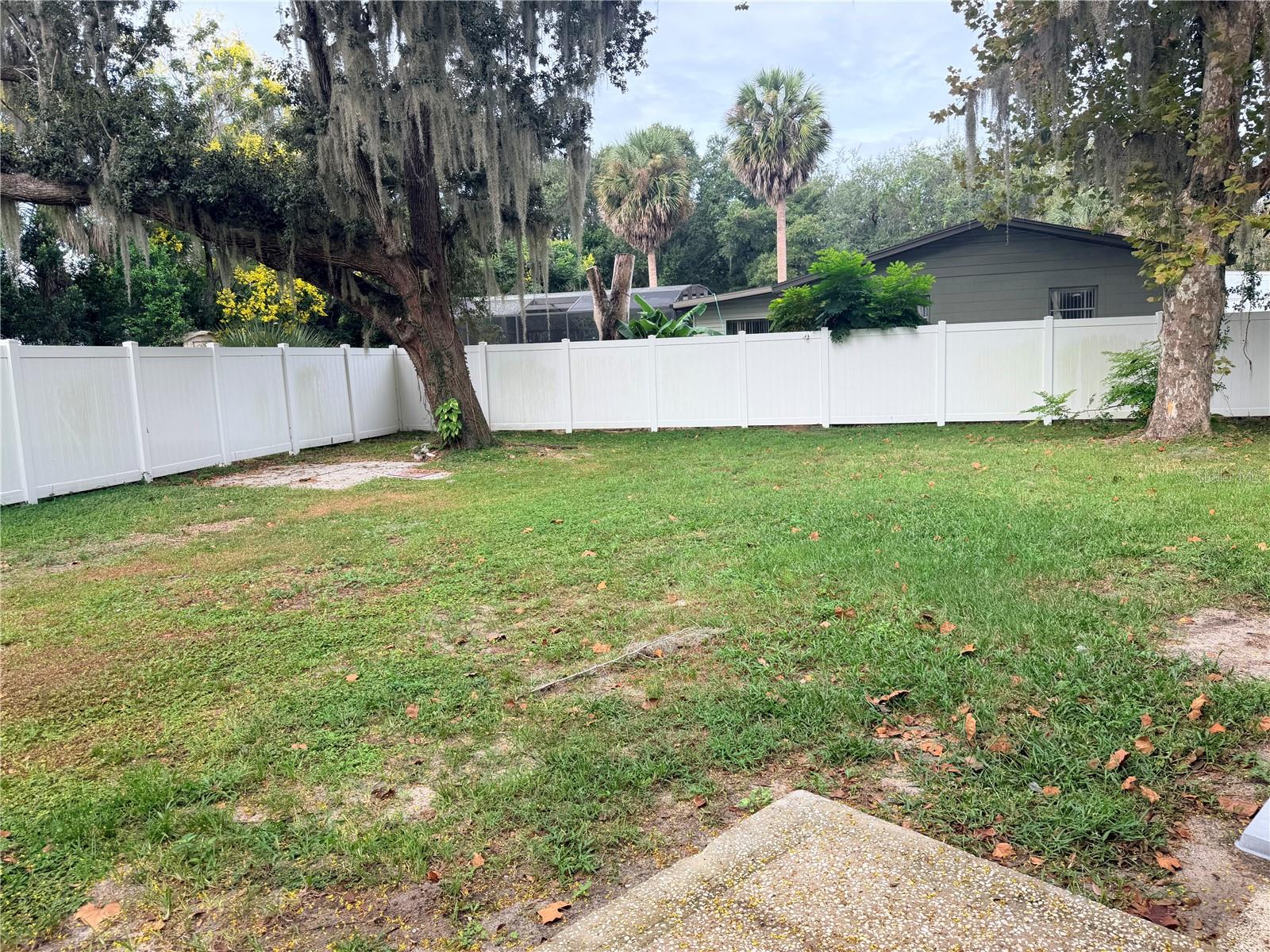 6808 FERN CIRCLE