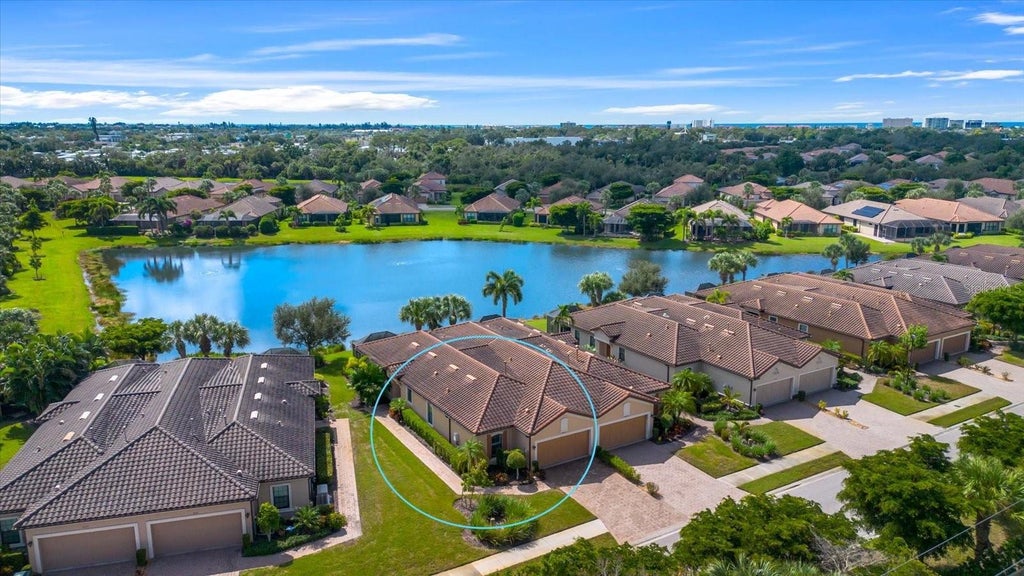 Photo of 8227 Varenna Drive, Sarasota, FL 34231 (MLS # A4709851)
