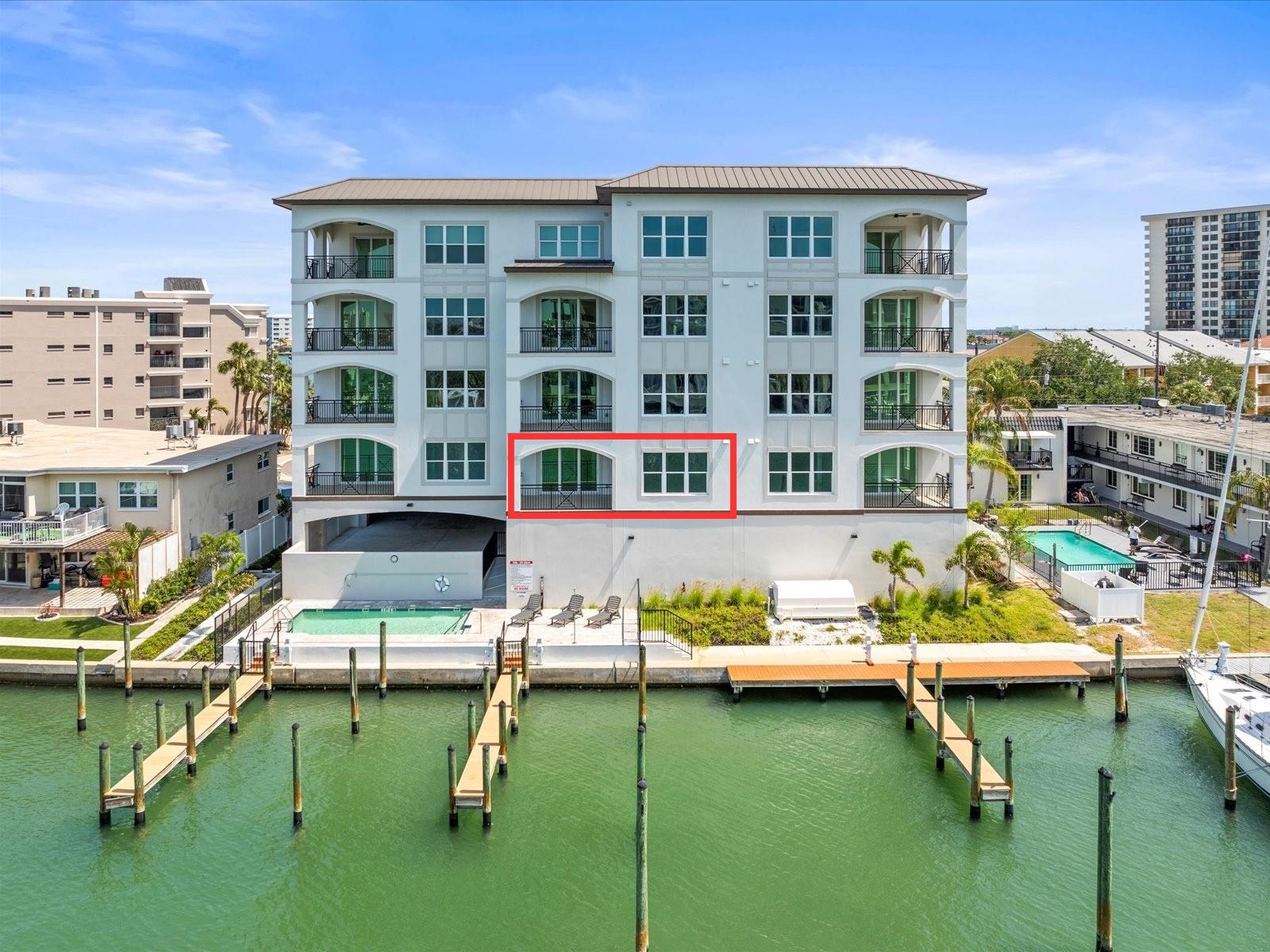 211 DOLPHIN POINT 202