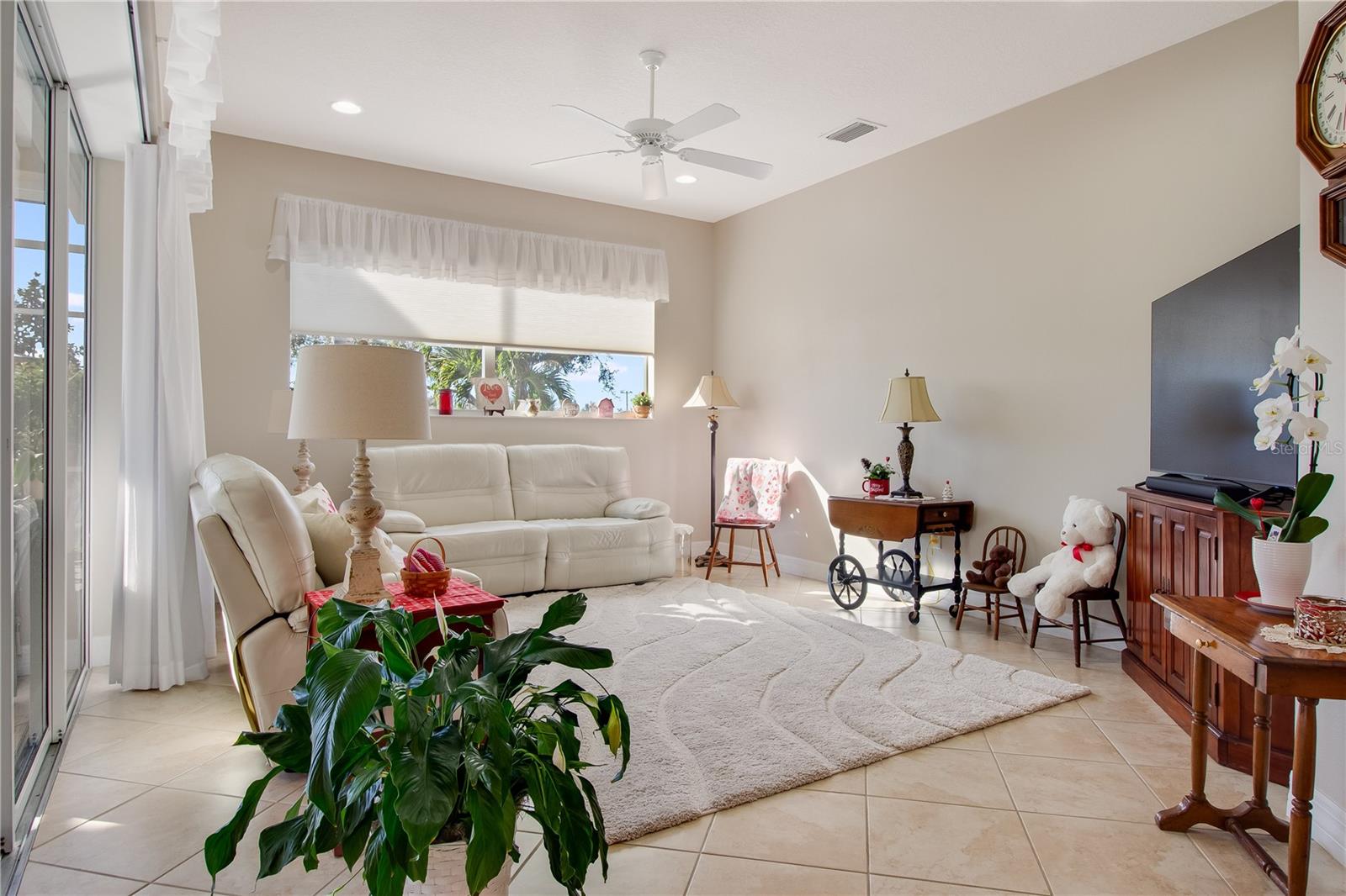 TALON BAY - Residential