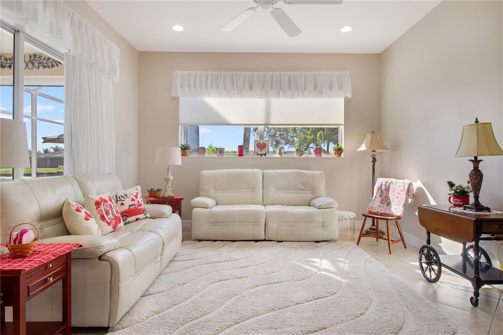 TALON BAY - Residential