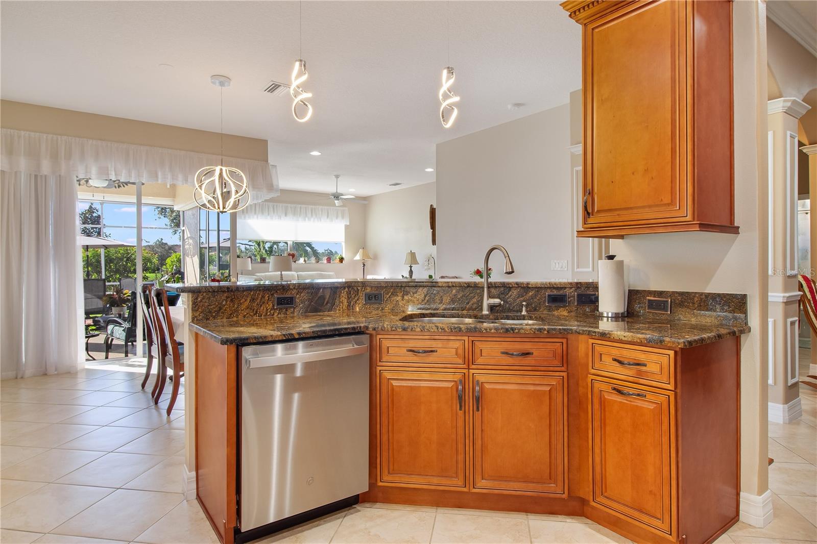 TALON BAY - Residential